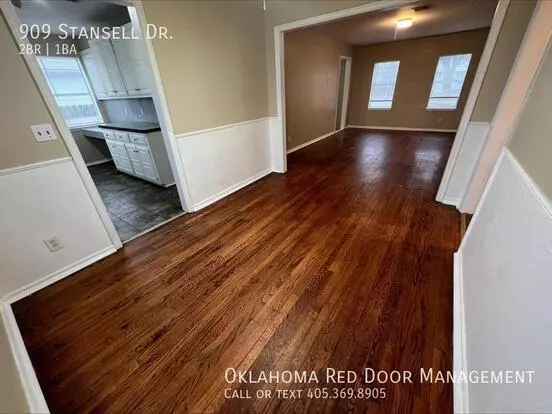909 Stansell Dr Apartment for rent in Midwest City, OK