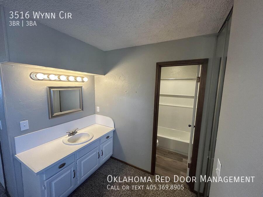 3516 Wynn Cir Apartment for rent in Edmond, OK