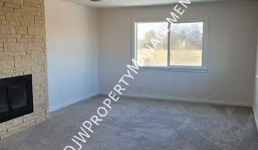 3 of 17 5200 S Black Cat Rd House for rent in Meridian, ID