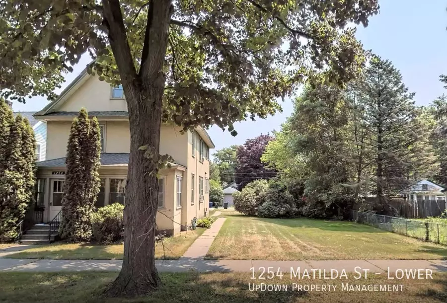 1254 Matilda St Apartment for rent in St Paul, MN