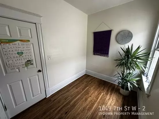 1049 7th St W Apartment for rent in St Paul, MN