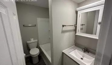 5 of 16 1615 N 26Th Ave Apartment for rent in Minneapolis, MN