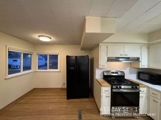 613 Bay St Apartment for rent in St Paul, MN