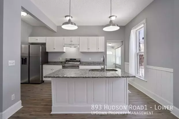893 Hudson Road1 Apartment for rent in St Paul, MN