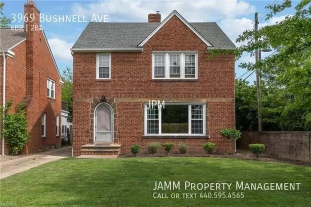 3969 Bushnell Ave Apartment for rent in University Hts, OH
