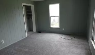 3 of 14 915 W Powers St Unit 1 Apartment for rent in Muncie, IN