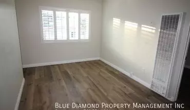 4 of 8 1321 Locust St Apartment for rent in Point Loma, CA