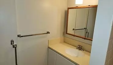 5 of 5 6474 West 29Th Street House for rent in Parma, OH