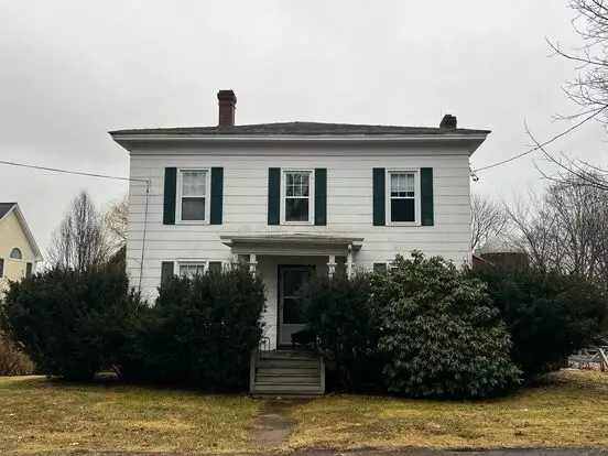 986 S East St Apartment for rent in Amherst, MA