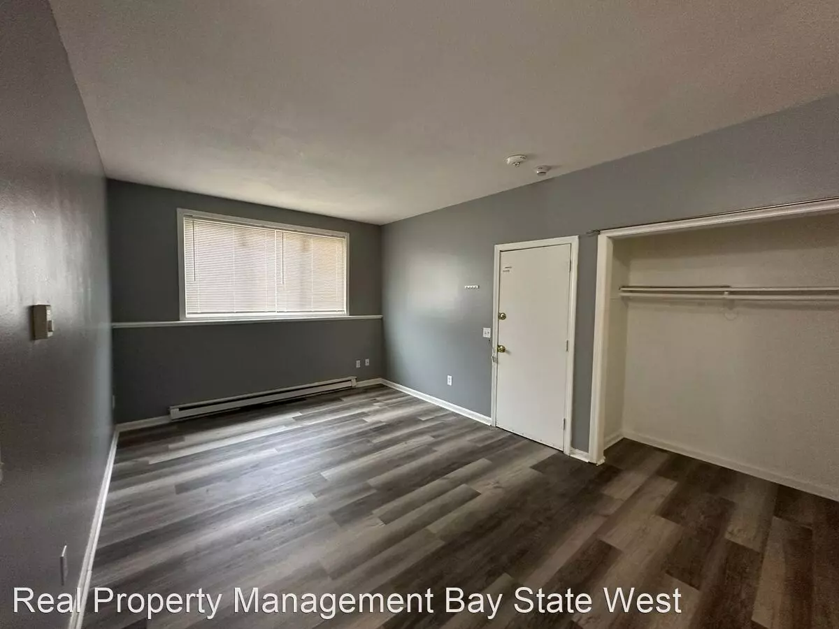340 Appleton St Apartment for rent in Holyoke, MA