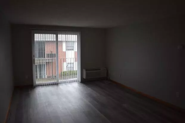 Mn Arbor 2617, 2701 38th St Nw (bldg. 2703) Apartment for rent in Canton, OH