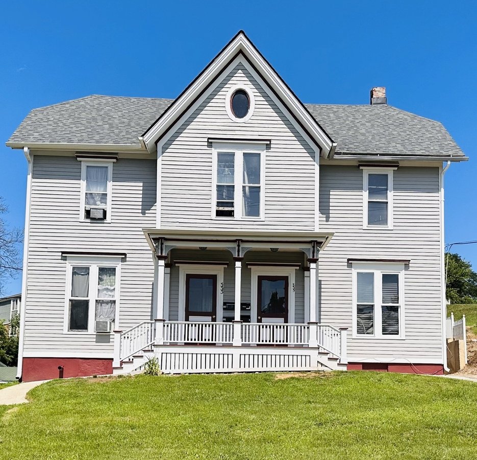 335 Raymond Elgin, IL Apartment for Rent Rentable