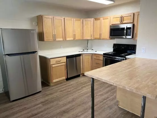 3755 N Campbell Apartment for rent in Tucson, AZ