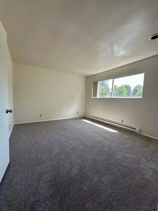 Lanai Apartment for rent in Salem, OR