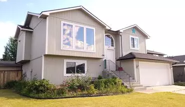 2 of 30 Gorgeous Split Level With Fenced Backyard House for rent in Spokane, WA