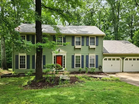 Spacious 4 Bedroom 2 Bath Home In North Hixson/middle Valley Area Apartment for rent in Hixson, TN