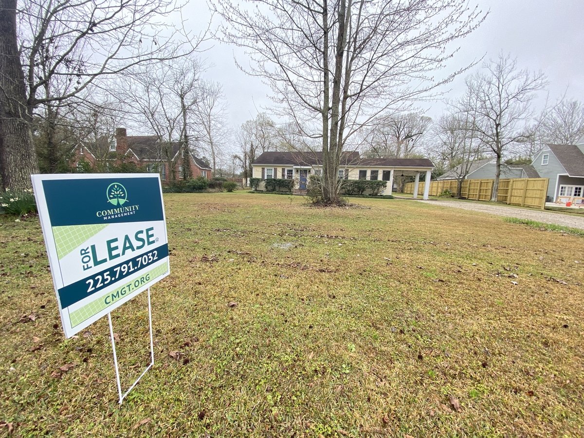 3 Bedroom 1 Bath Updated Mid City Cottage Apartments Baton Rouge, LA