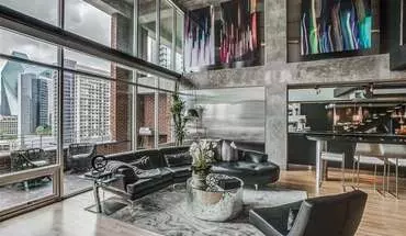 3 of 18 2011 Cedar Springs RD Apartment for rent in Dallas, TX