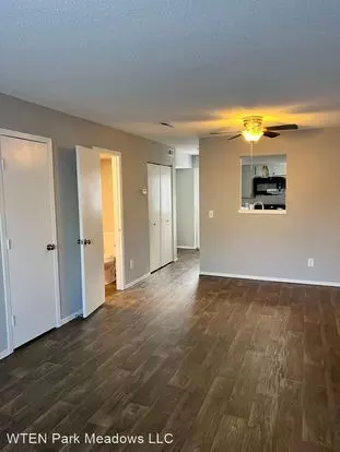 Park Meadows Apartment for rent in Wichita, KS