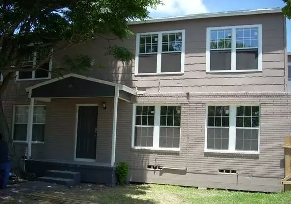 Apartments Available In Convenient Midtown Location Near Supermarket Apartment for rent in Corpus Christi, TX