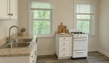 3 of 14 809 S Fred Shuttlesworth Apartment for rent in Cincinnati, OH