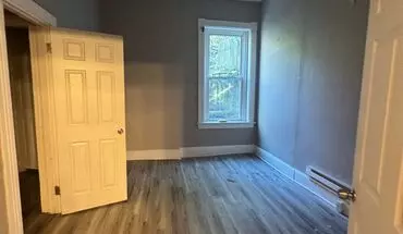 4 of 5 2582 W. McMicken Apartment for rent in Cincinnati, OH