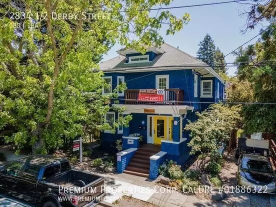 2834 1/2 Derby St Apartment for rent in Berkeley, CA