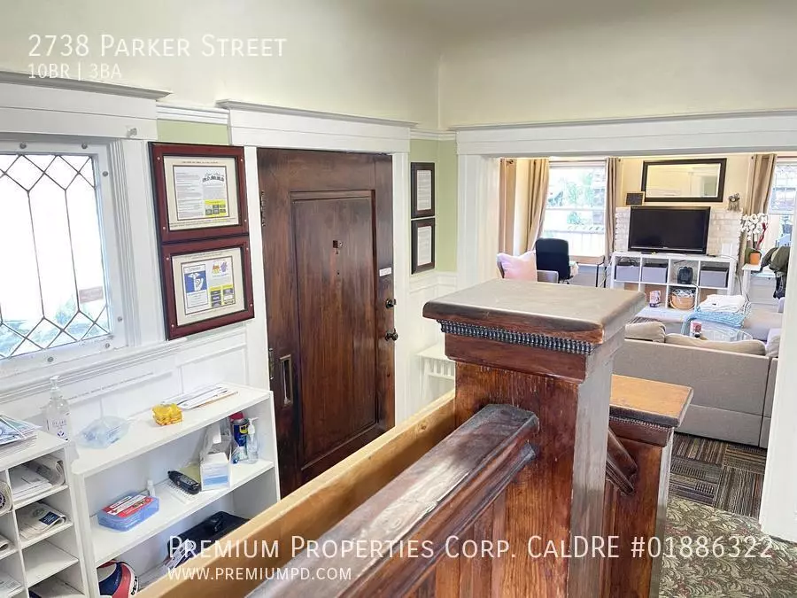 2738 Parker St House for rent in Berkeley, CA