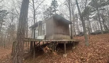 5 of 18 13.2-acres With Cabin! - $ 890 Month / $1500 Down House for rent in Annapolis, MO