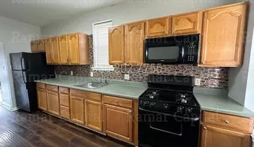 5 of 21 Spacious 3br Row House With 1.5 Bathroom, Large Kitchen & Private Backyard House for rent in Gloucester City, NJ