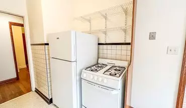 5 of 10 Marie Antoinette Apartment for rent in Minneapolis, MN