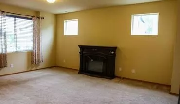 5 of 32 Spacious And Modern 4-bedroom Home In Everett House for rent in Everett, WA
