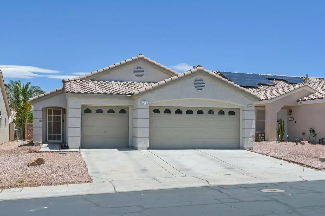 Nw Single Story!!! Small Pool!!!! Solar Panels!!!! 3 Car Garage!!! Gated!!! All Appliances Included!!! Solar Screens!! House for rent in North Las Vegas, NV