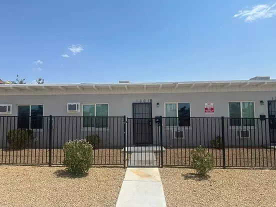 Downtown!! Single Story!! Security Gates Front And Back!! Recently Renovated!! No Carpet!!! Apartment for rent in Las Vegas, NV