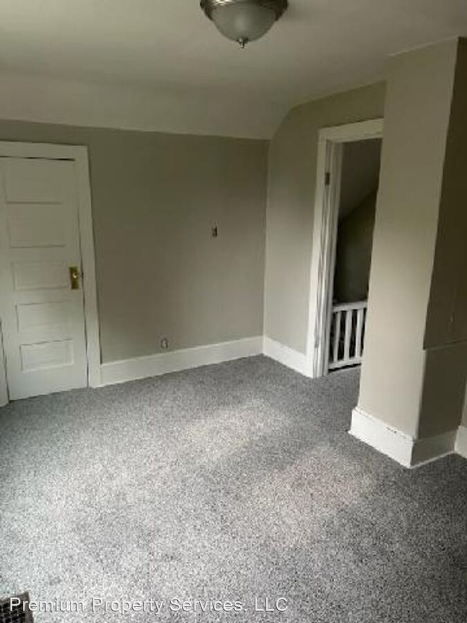 1246 Dewey Ave Beloit, WI House for Rent Rentable