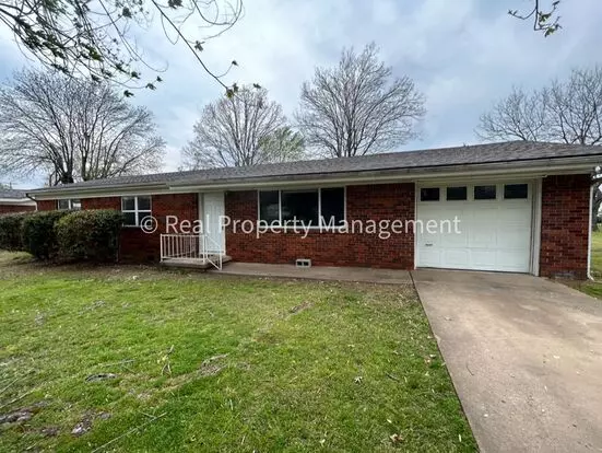 Coming In September! Southside Of Fort Smith 3 Bed 1 Bath House - Walking Distance To Beard Elementary Apartment for rent in Fort Smith, AR