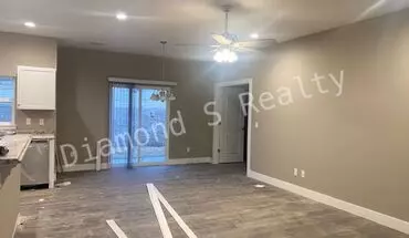 3 of 14 2600 W Colton House for rent in Ozark, MO