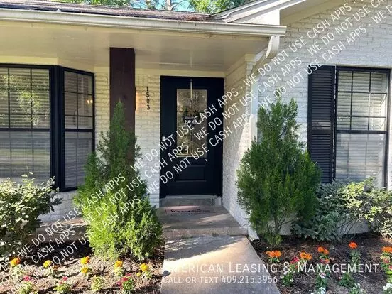 1503 Robinhood Ln Apartment for rent in Lufkin, TX