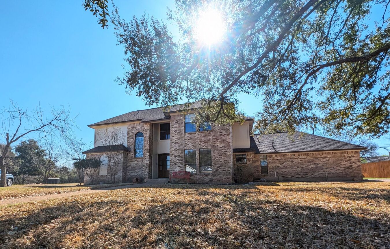 Amazing Home Nestled In One Of Round Rock’s Most... Apartments Round ...