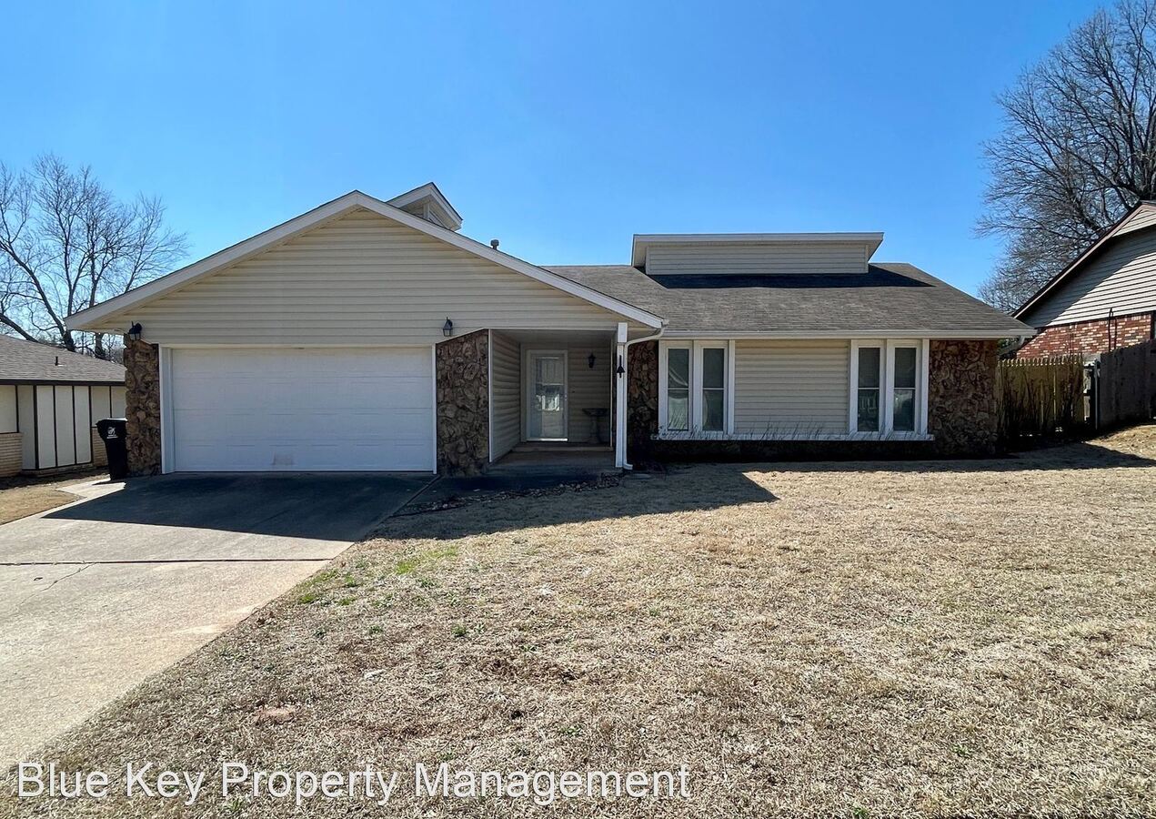 209 W Las Angeles Pl Broken Arrow, OK House for Rent