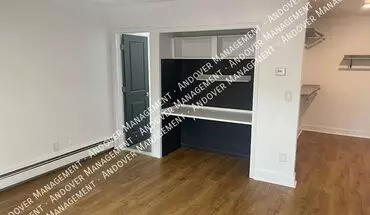 4 of 13 2321 W 14 Mile Rd Apartment for rent in Royal Oak, MI