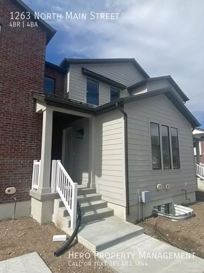 1263 N Main St House for rent in Bountiful, UT
