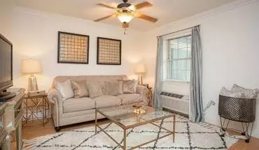 2 of 27 Tiger Manor Apartment for rent in Baton Rouge, LA