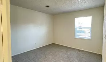 3 of 10 225 E 8th Ave Apartment for rent in Longmont, CO
