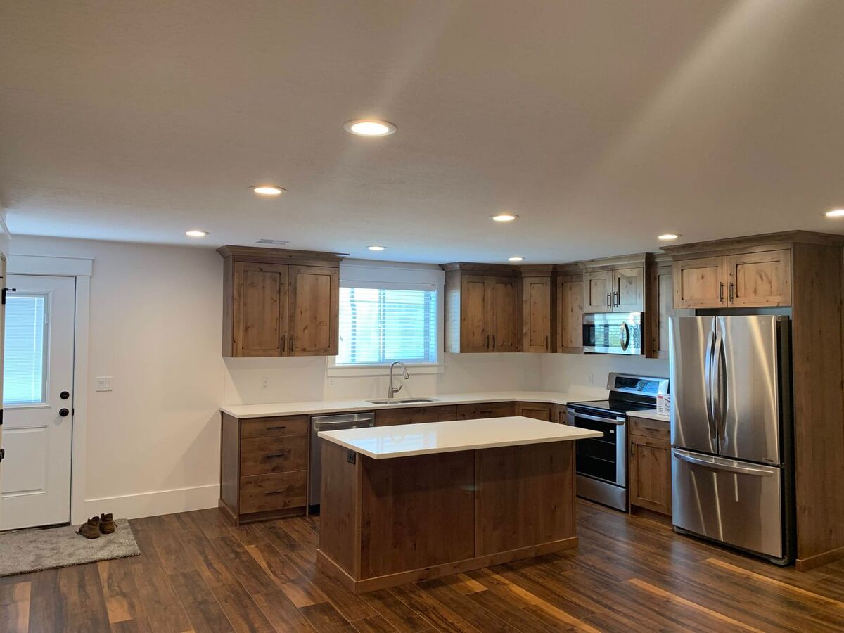 1 Bed/1 Bath In North Salt Lake All Utilities... Apartments North