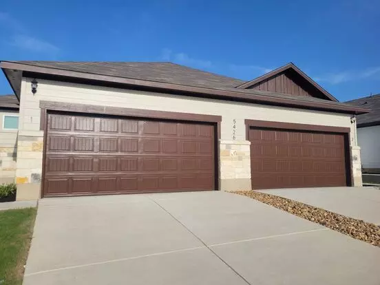 5426 Devils Gate Unit 1 Apartment for rent in Converse, TX