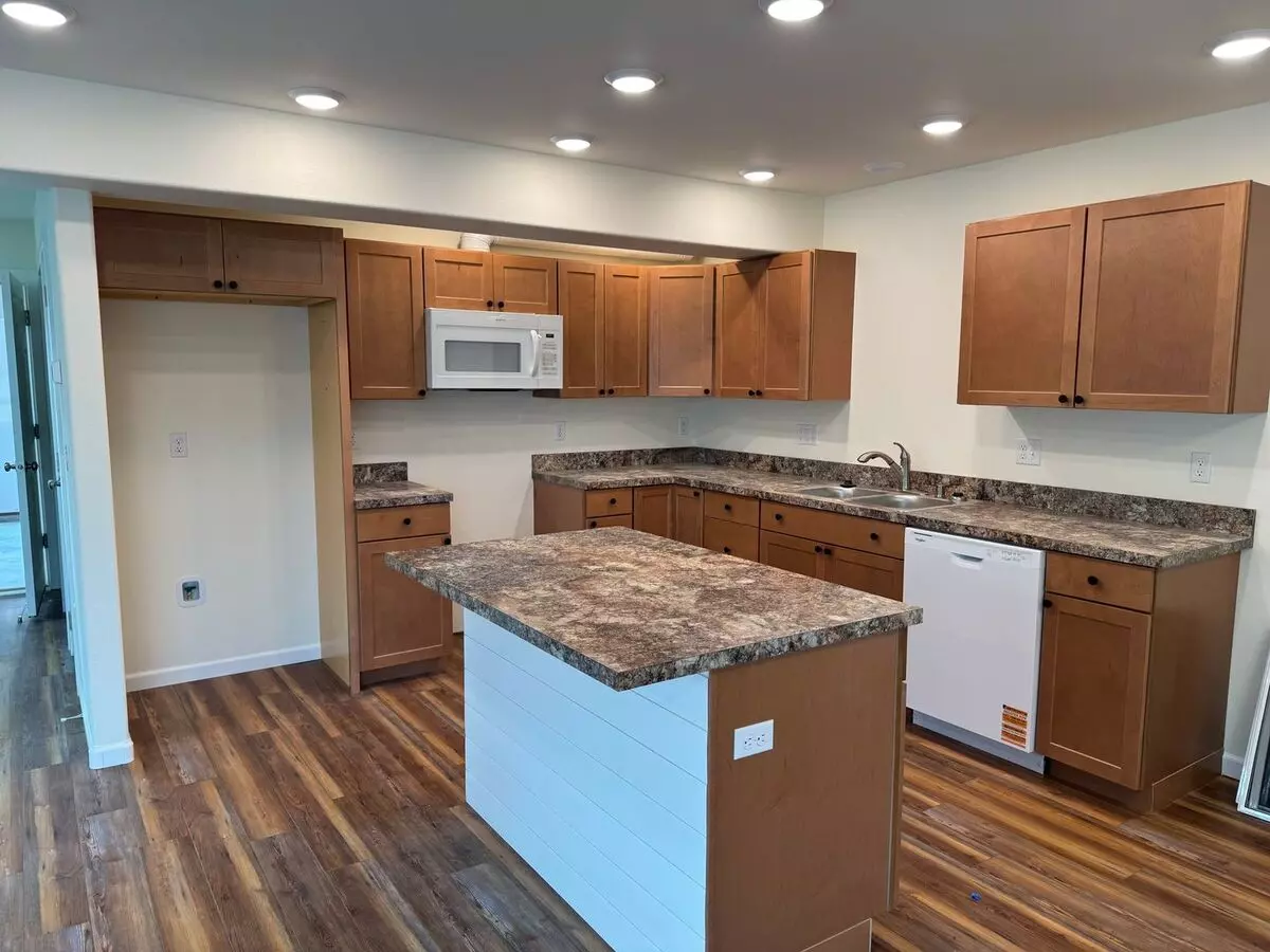8111 Northwind Ave House for rent in Anchorage, AK