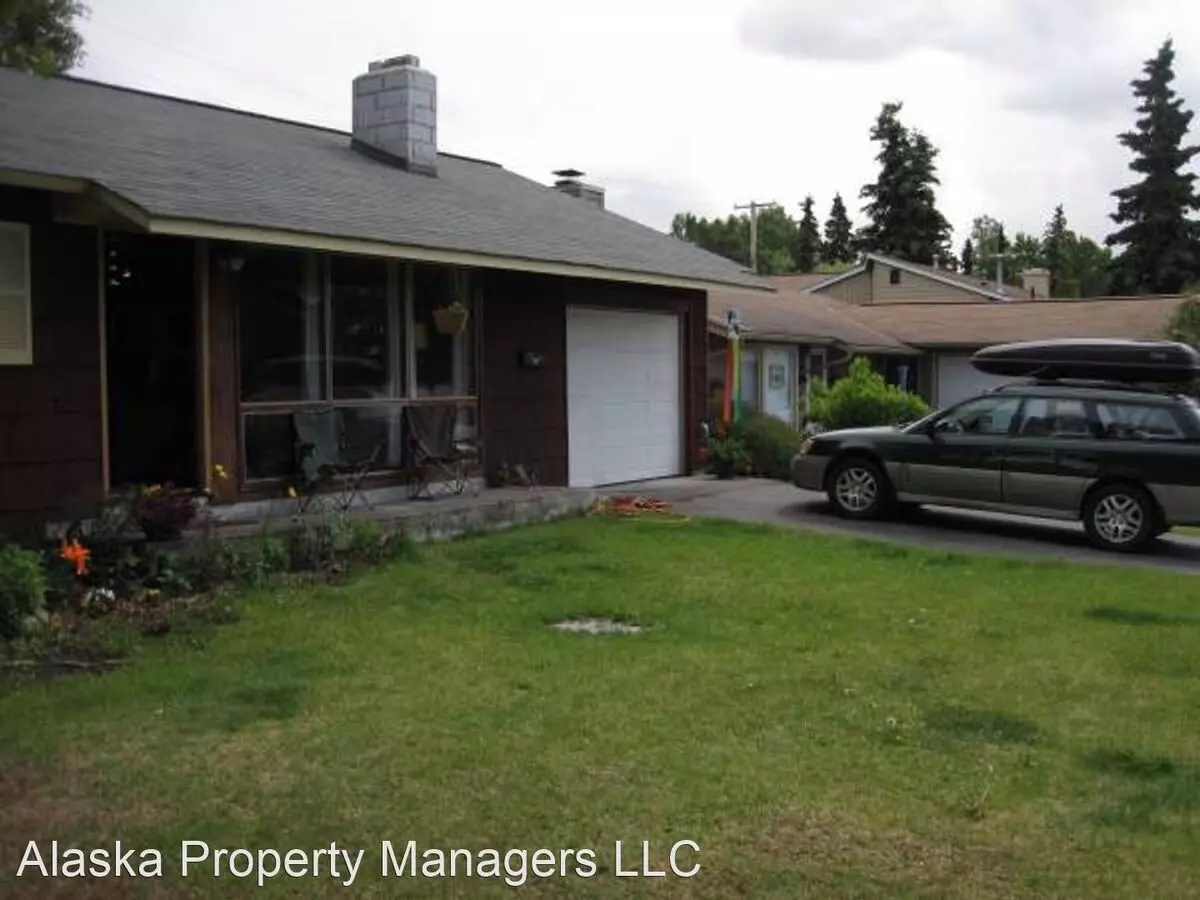 1353 M St House for rent in Anchorage, AK