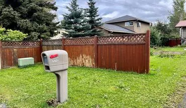 3 of 13 Conveniently Located South Side Home W/garage House for rent in Anchorage, AK