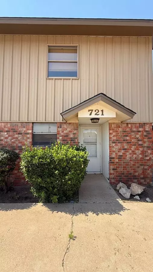721 E Aspen House for rent in Hobbs, NM
